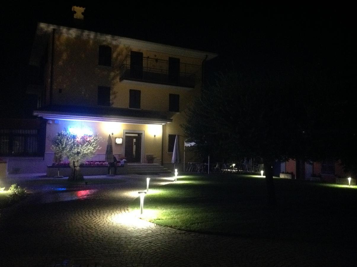 Panineria Colombera Rossa 3*